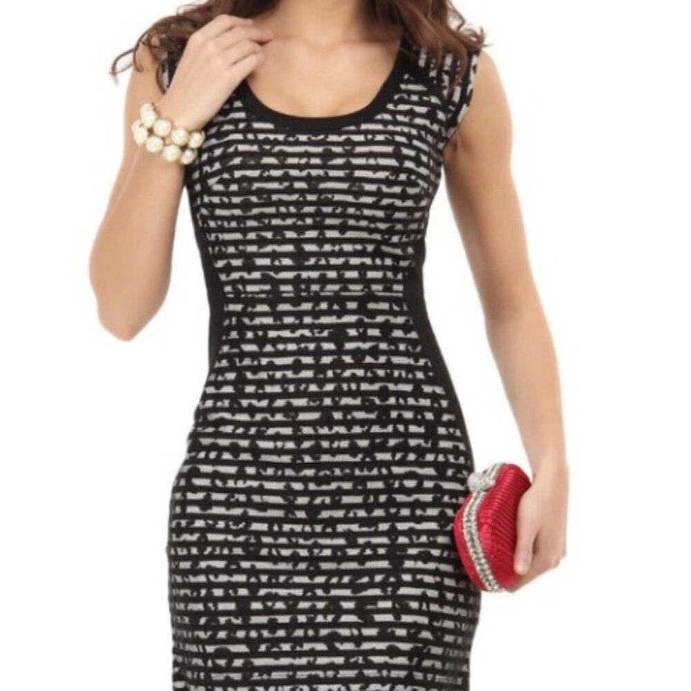 French Connection Black & White Fit-and-Flare Dress Size 6
